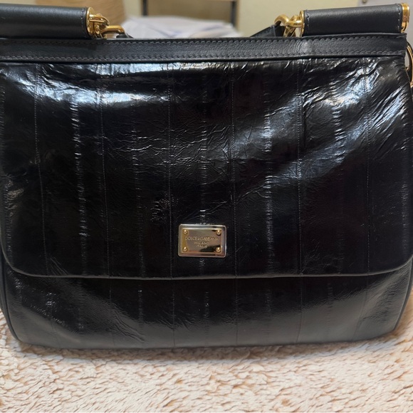 Dolce & Gabbana Black Leather Shoulder Bag - Picture 4 of 11